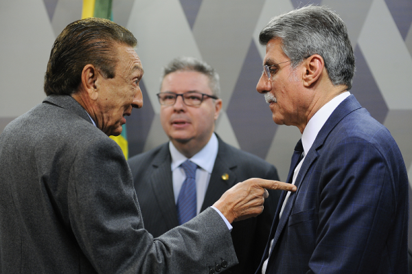 (O presidente da CCJ Lobão, o vice Anastasia e  relator Jucá e o vice Anastasia. Foto: 